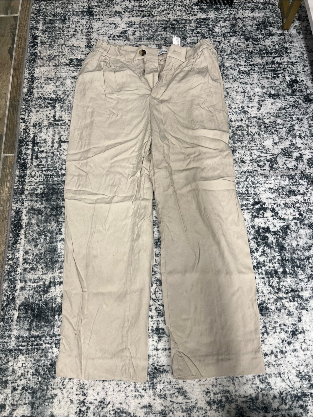 Zara Women’s Light Ivory Straight-Leg Chinos
